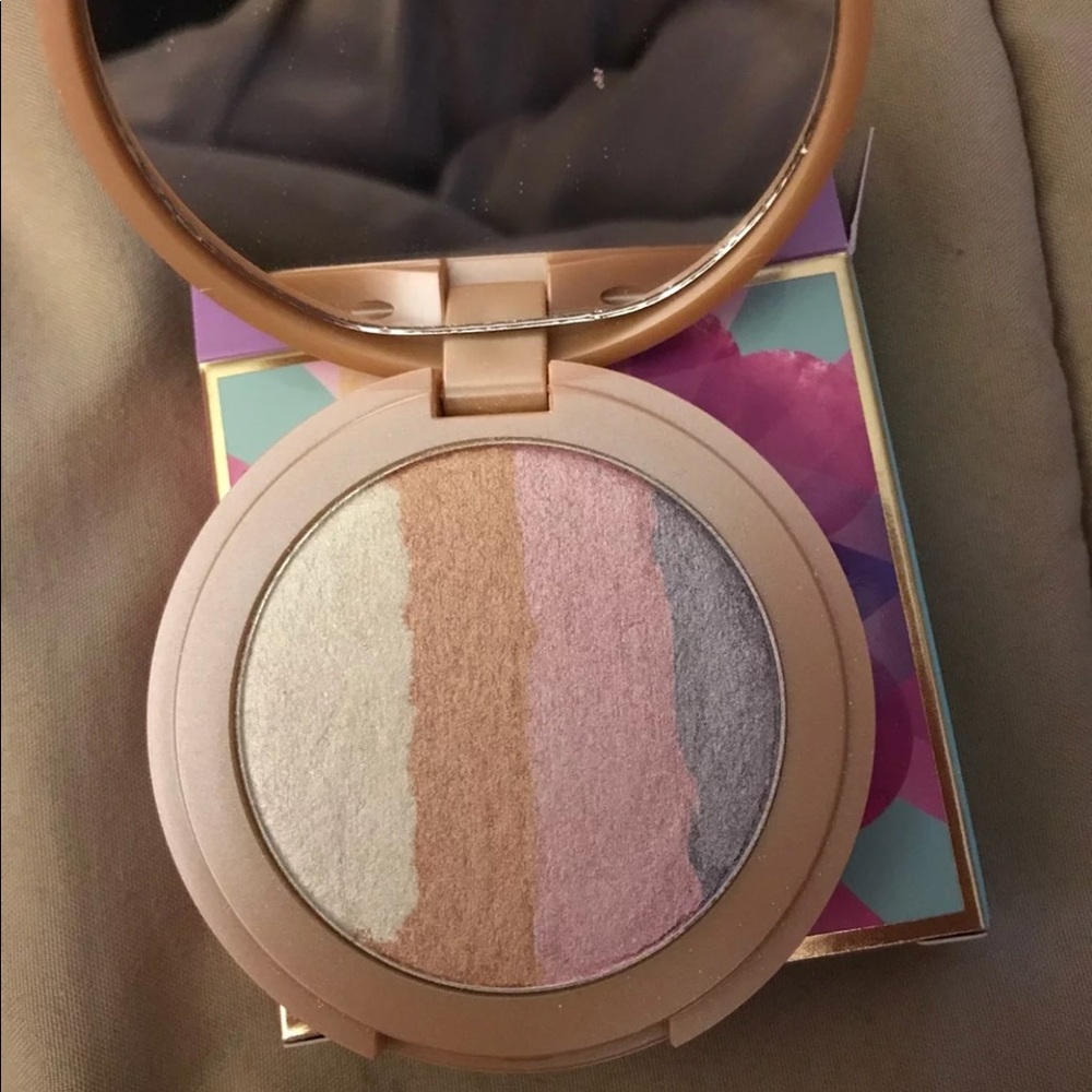 Tarte Rainbow Highlighter . So pretty